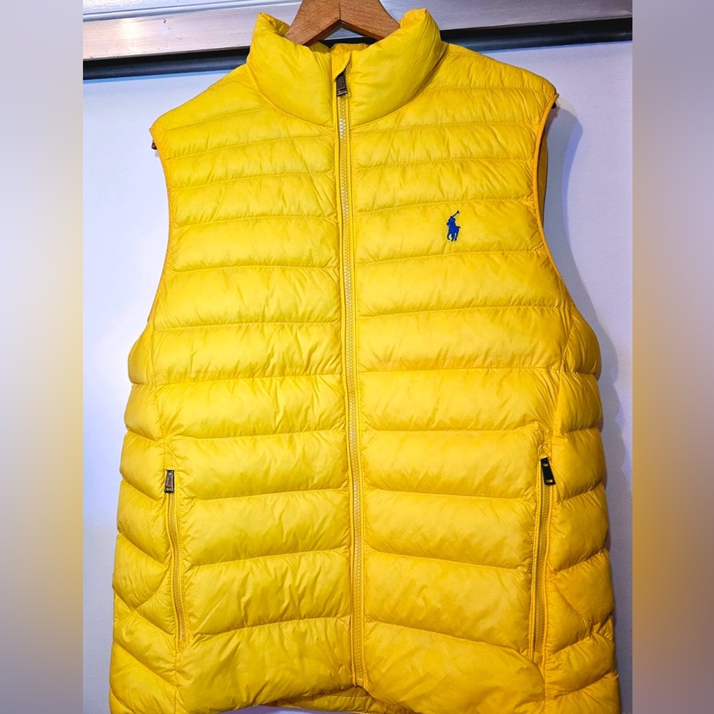 NWT Men’s medium Polo puffer vest.